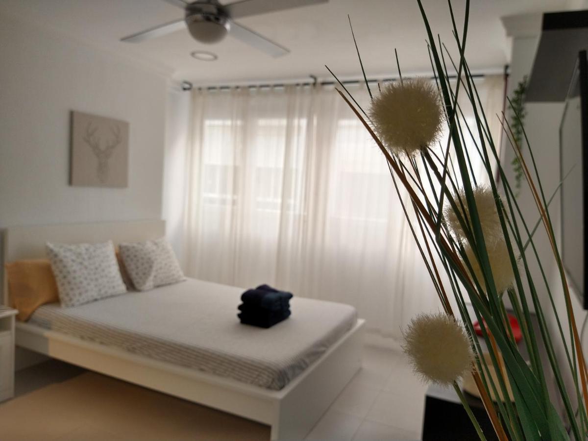 Apartament Luminoso Y Moderno Estudio Plaza Andalucia *